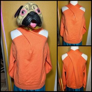 Rad, criss cross collar sweater!!